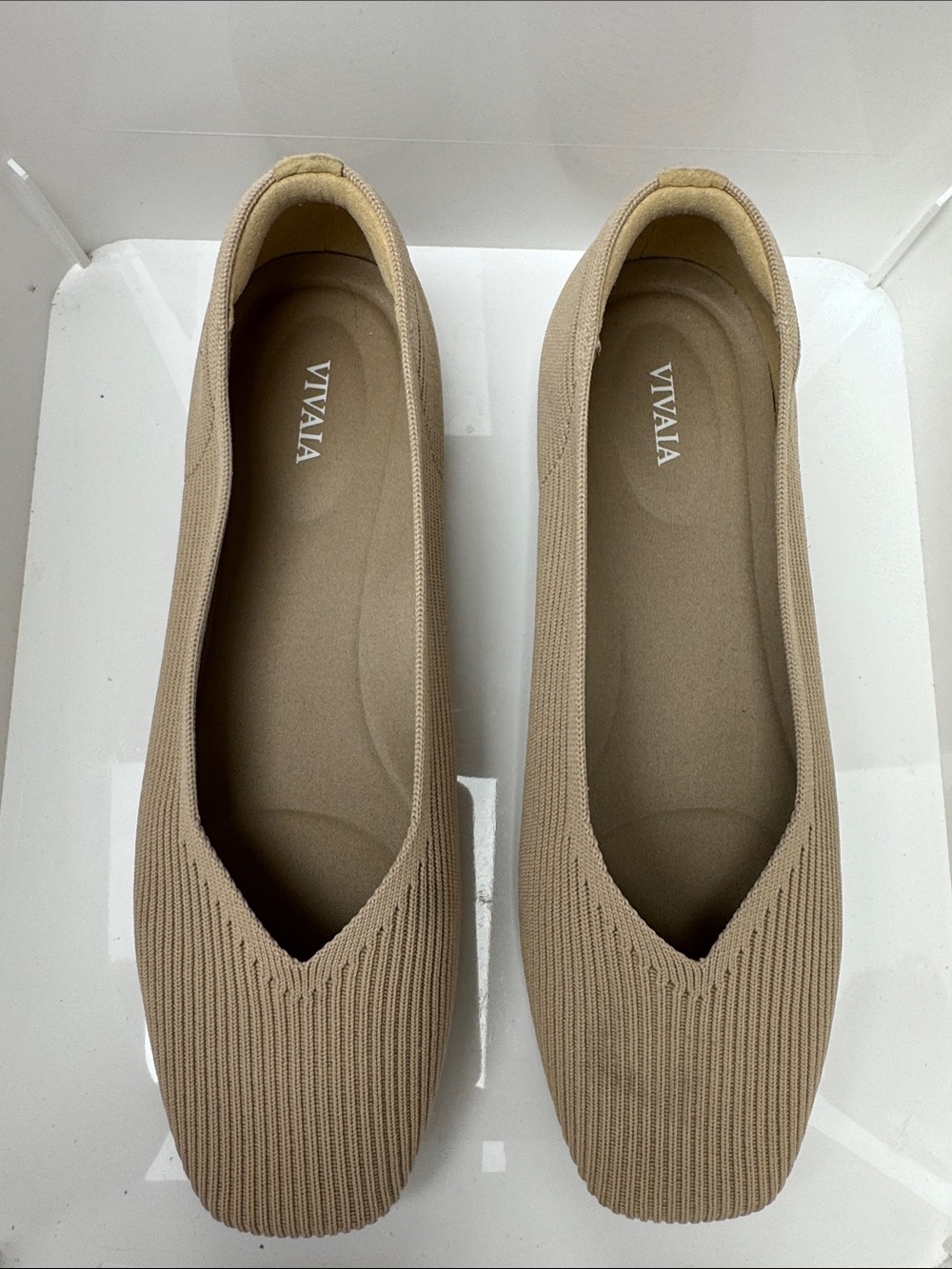 NWOT Vivaia 40.5 10/11 Women's Beige Knit Ballet Flats